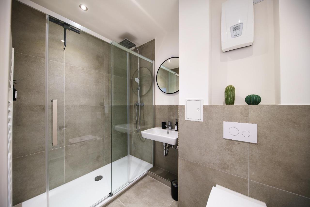 Staytona - Parkpl. - Balkon - Wlan - Netflix - Wfh Taunusstein Exteriér fotografie